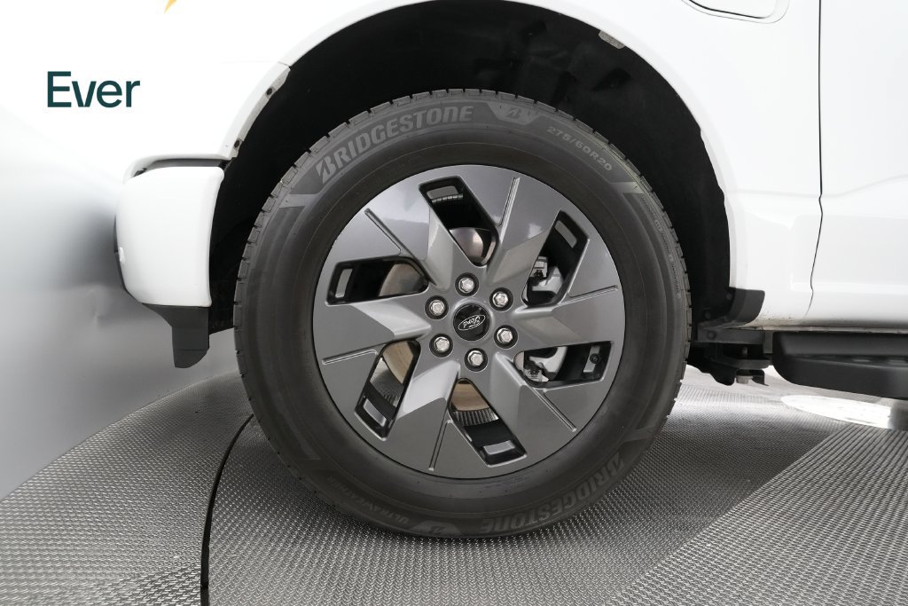 Used 2023 Ford F150 Lightning Lariat w/ Max Trailer Tow Package AWD/4WD image 13