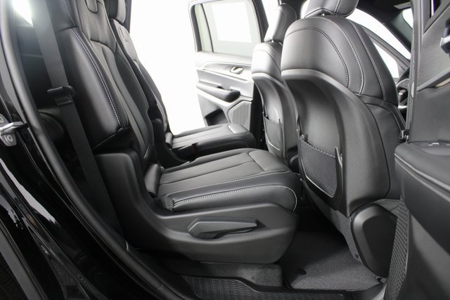 New 2025 Jeep Grand Cherokee L Limited w/ Black Appearance Package image 23