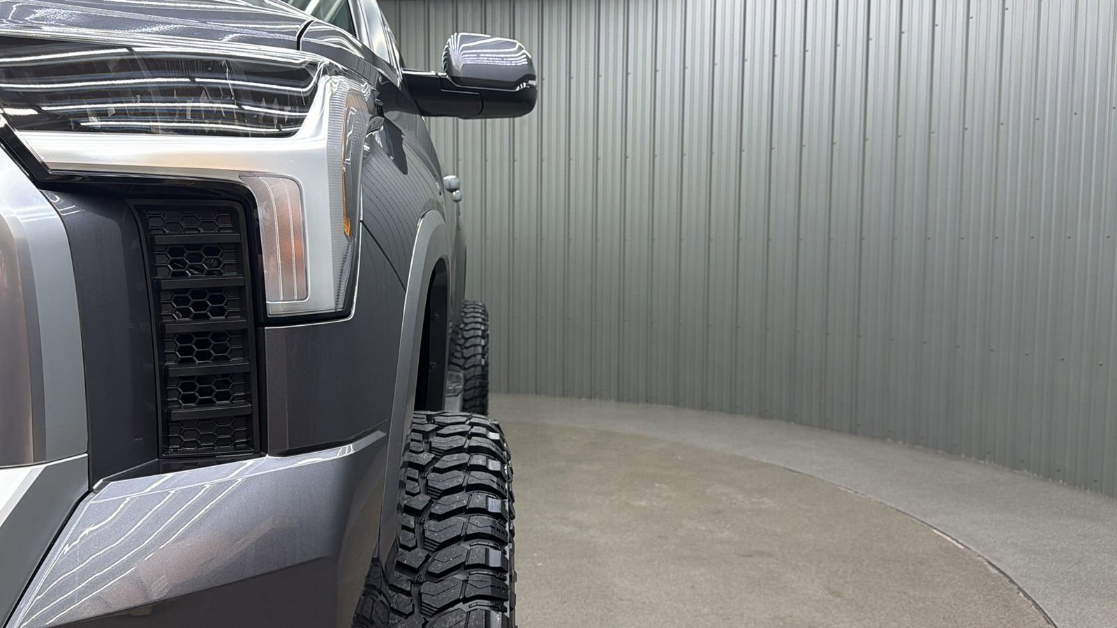 Used 2025 Toyota Tundra Limited image 15