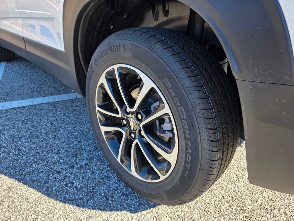 New 2026 Chevrolet TrailBlazer LT w/ Convenience Package FWD image 27