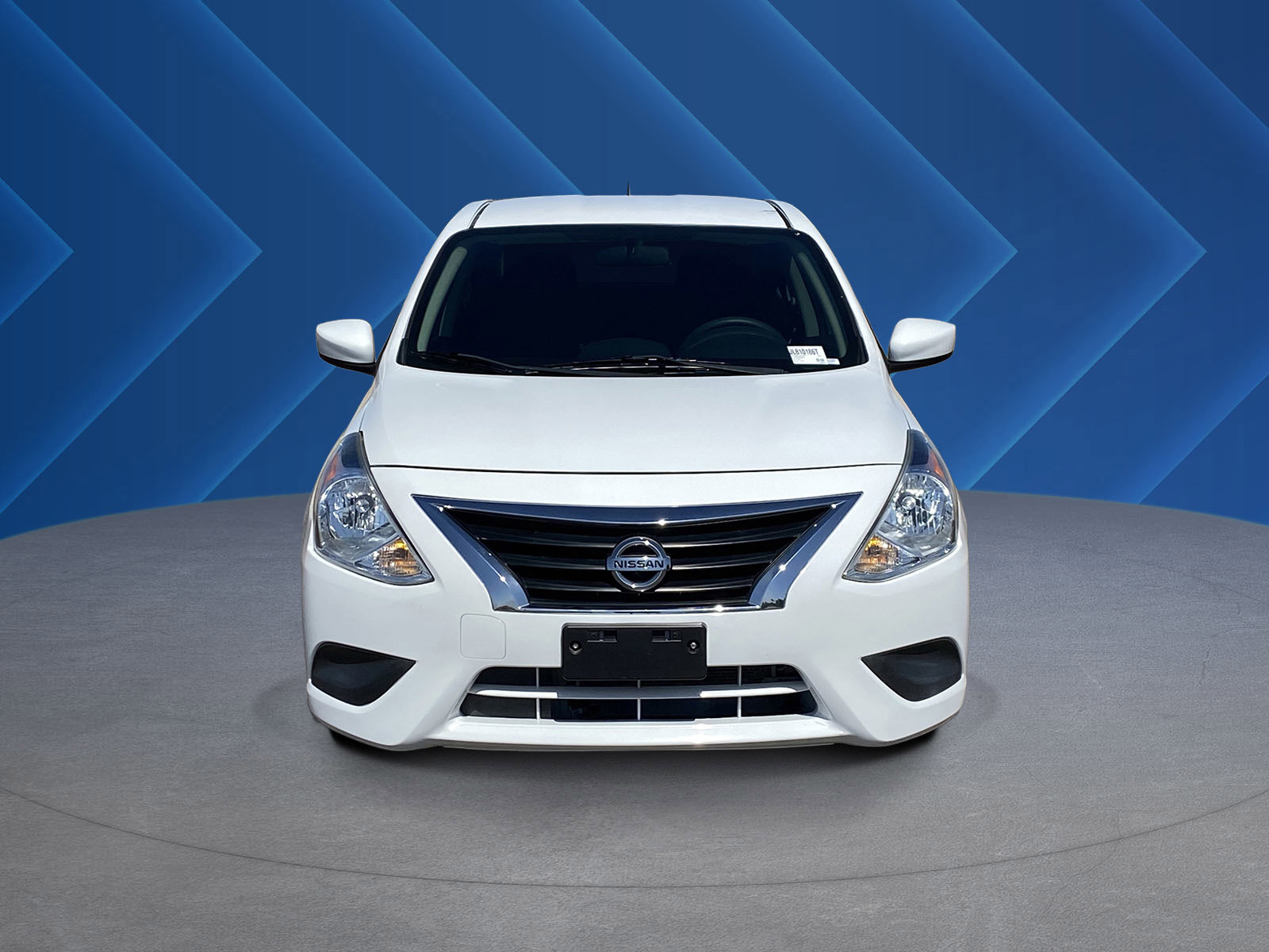 Used 2018 Nissan Versa SV FWD image 8