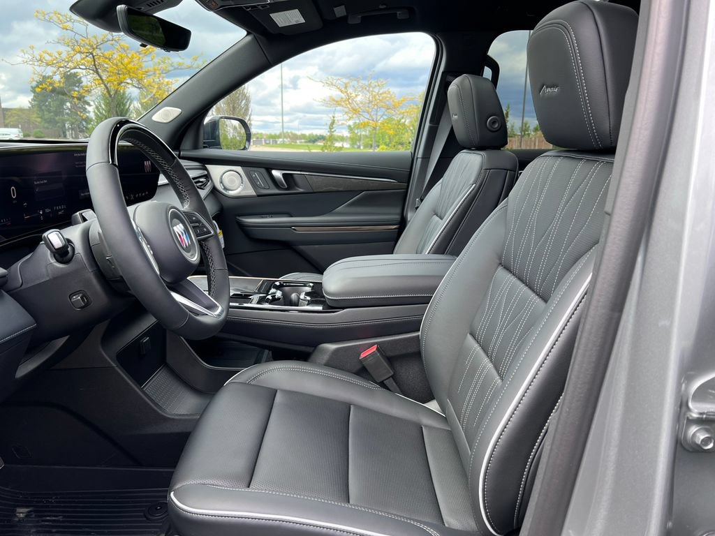New 2026 Buick Enclave Avenir w/ Super Cruise Package AWD/4WD image 4