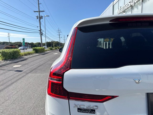 Certified 2026 Volvo XC60 B5 Plus AWD/4WD image 10