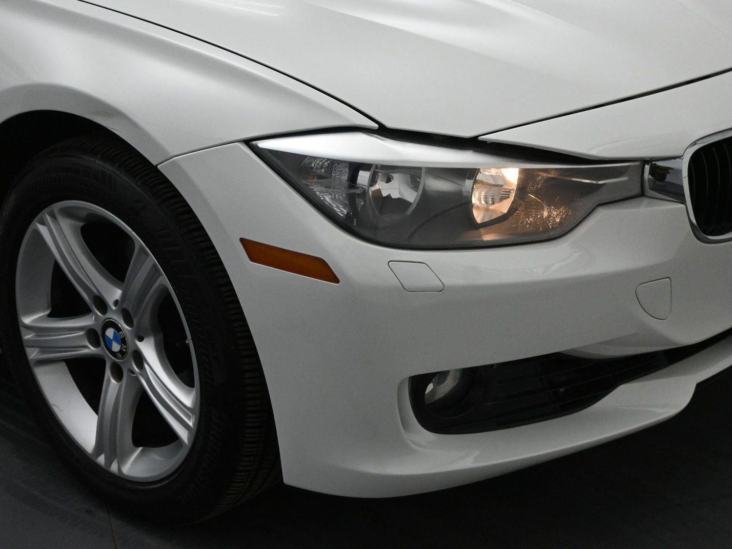 Used 2014 BMW 328i xDrive Sedan AWD/4WD image 18