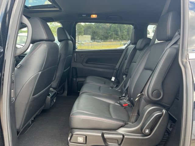 Used 2023 Honda Odyssey Sport image 11