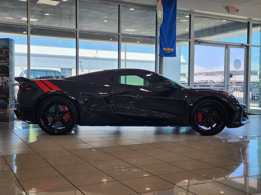 New 2027 Chevrolet Corvette Grand Sport RWD image 3