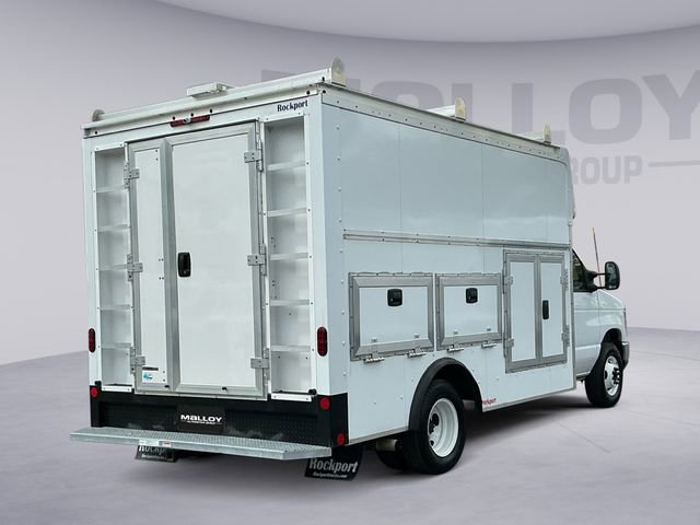 Used 2025 Ford E-350 and Econoline 350 Super Duty w/ Power Equipment Group RWD image 5
