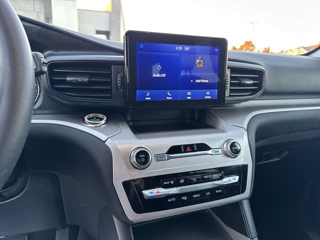 Used 2020 Ford Explorer XLT image 16