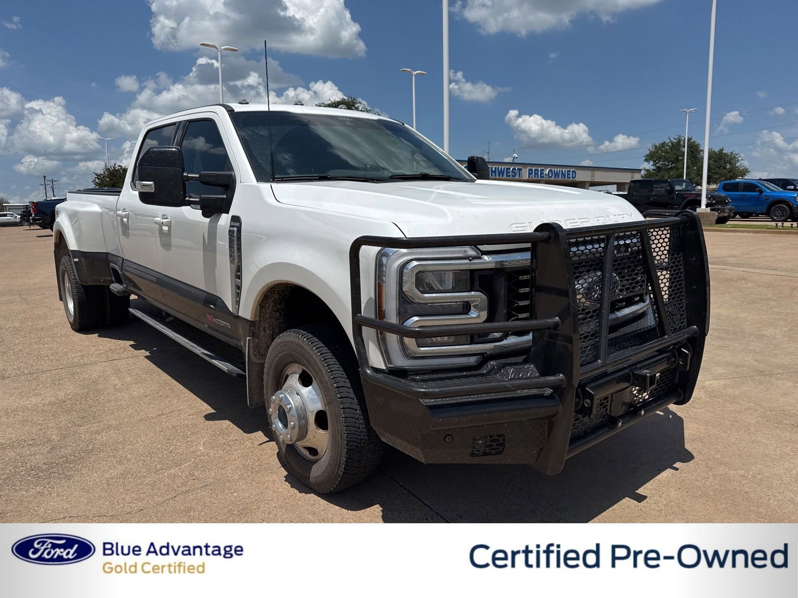 Used 2024 Ford F350 King Ranch w/ FX4 Off-Road Package AWD/4WD image 1