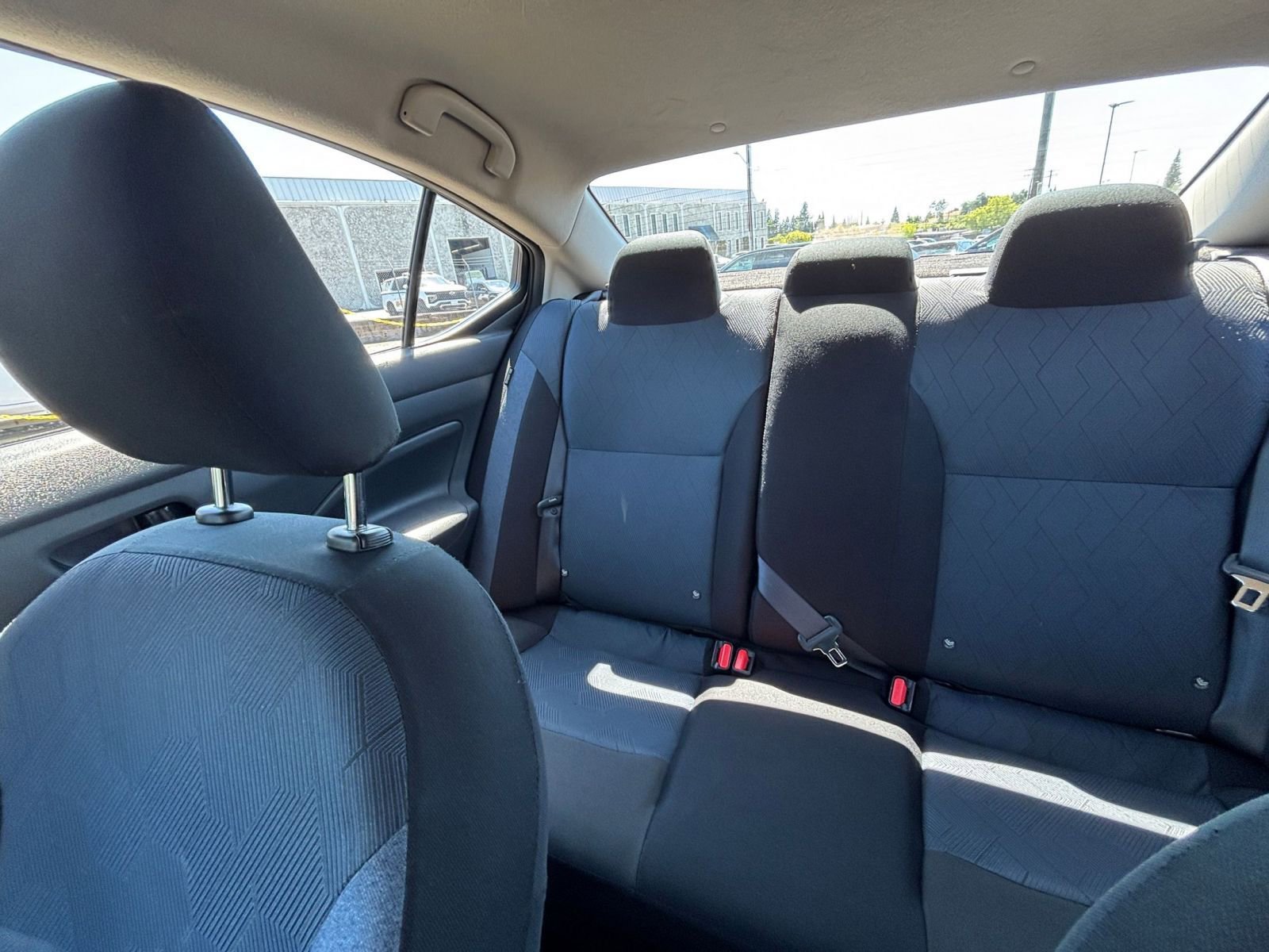 Used 2025 Nissan Versa SV FWD image 37