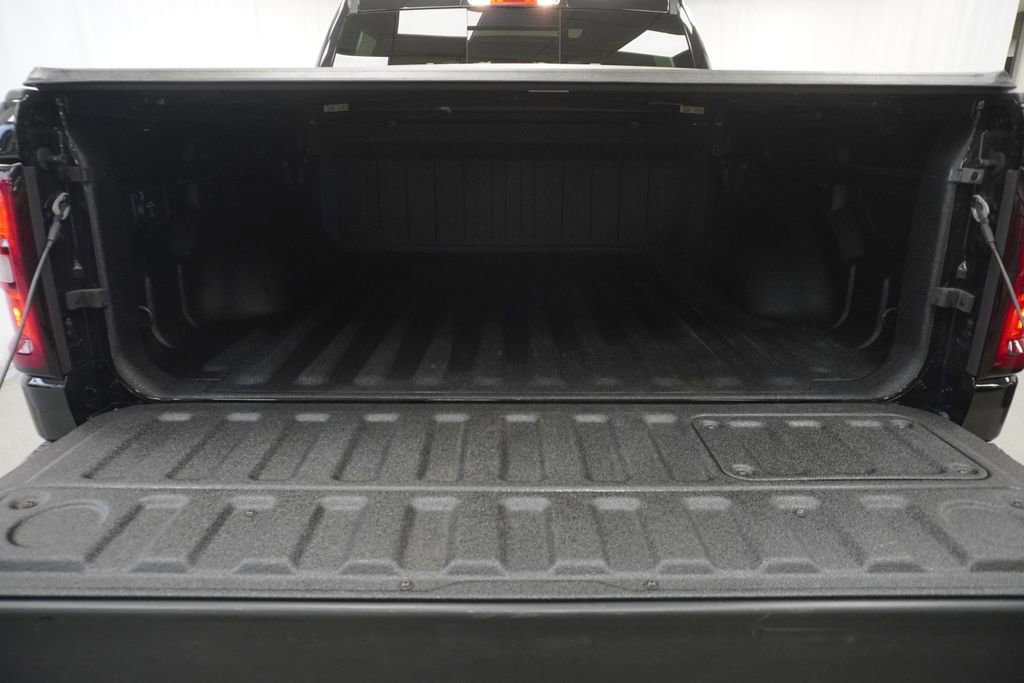 Used 2025 RAM 1500 Laramie w/ Night Edition AWD/4WD image 46