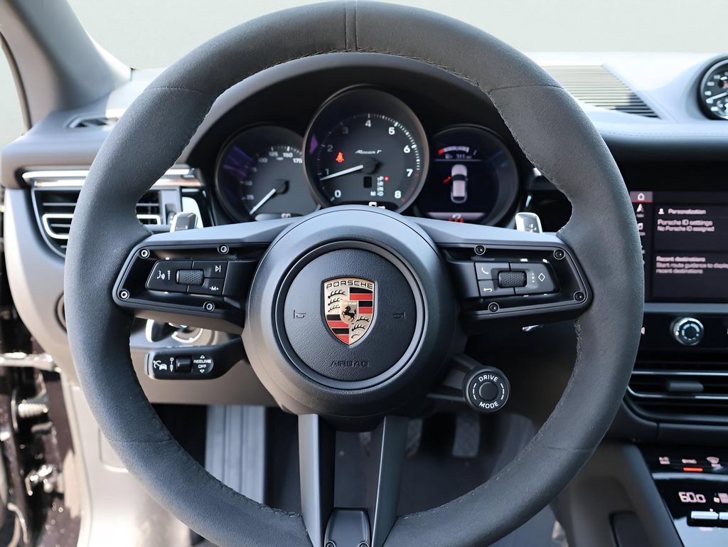 Certified 2025 Porsche Macan Turbo AWD/4WD image 27