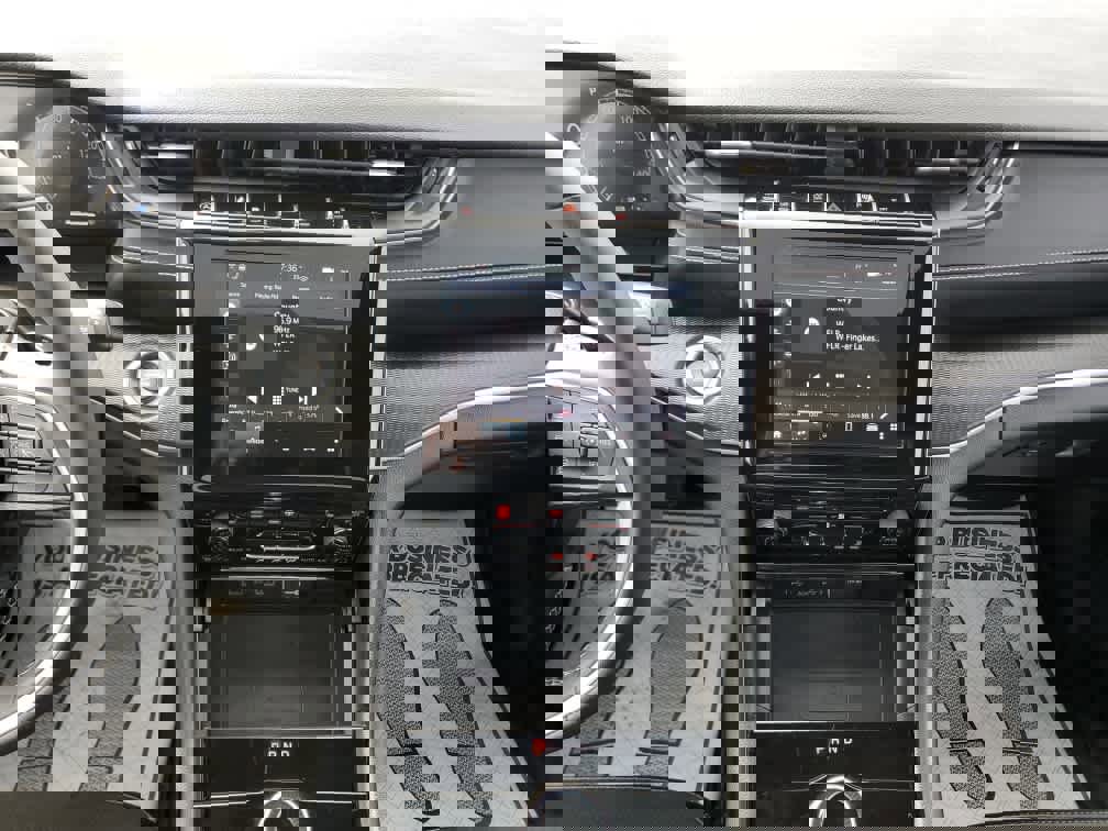 Used 2023 Jeep Grand Cherokee L Laredo image 21