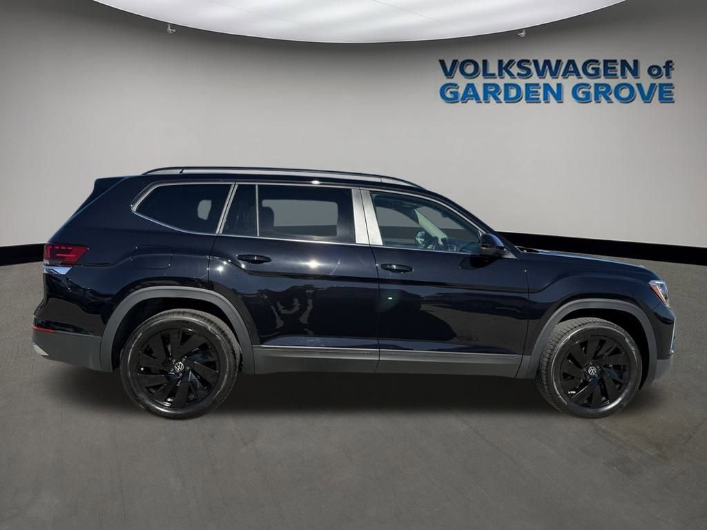 New 2026 Volkswagen Atlas SE image 8