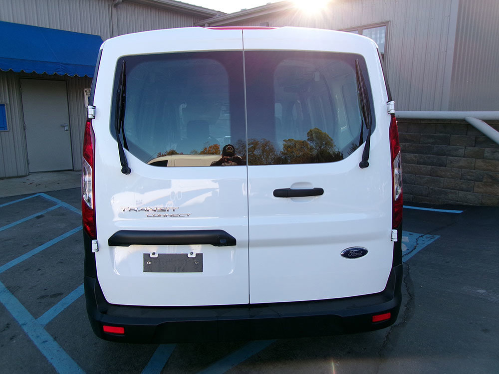 Used 2023 Ford Transit Connect XL image 4