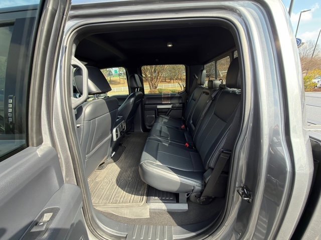 Used 2022 Ford F250 Lariat w/ Black Appearance Package image 7