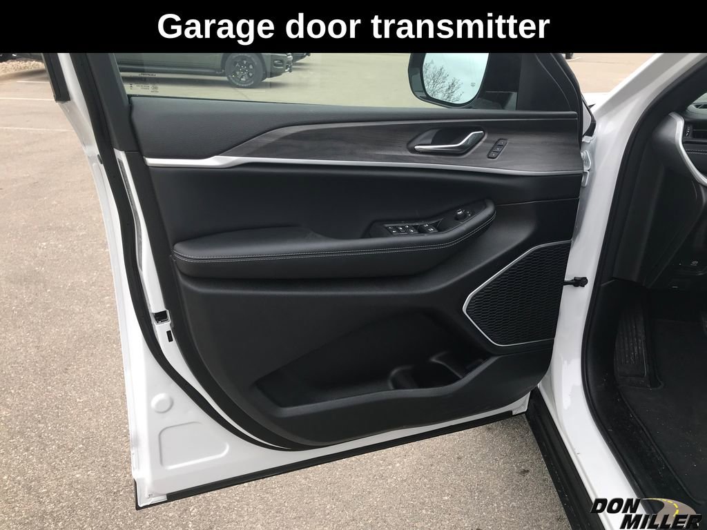 New 2026 Jeep Grand Cherokee Limited image 10