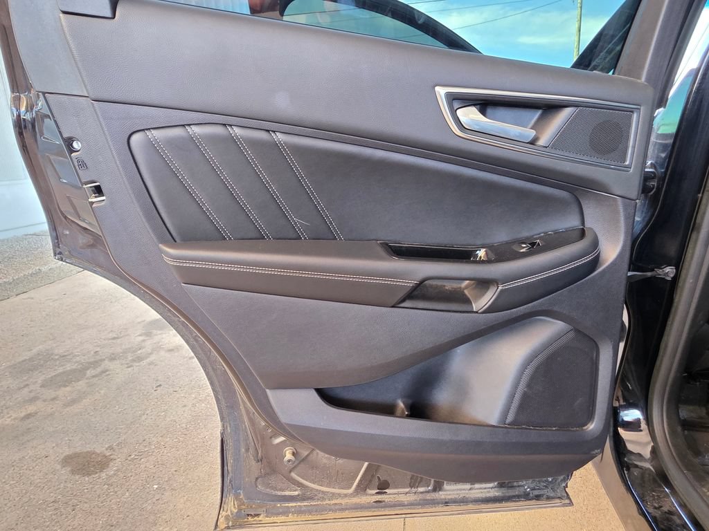Used 2017 Ford Edge Sport w/ Equipment Group 401A AWD/4WD image 21