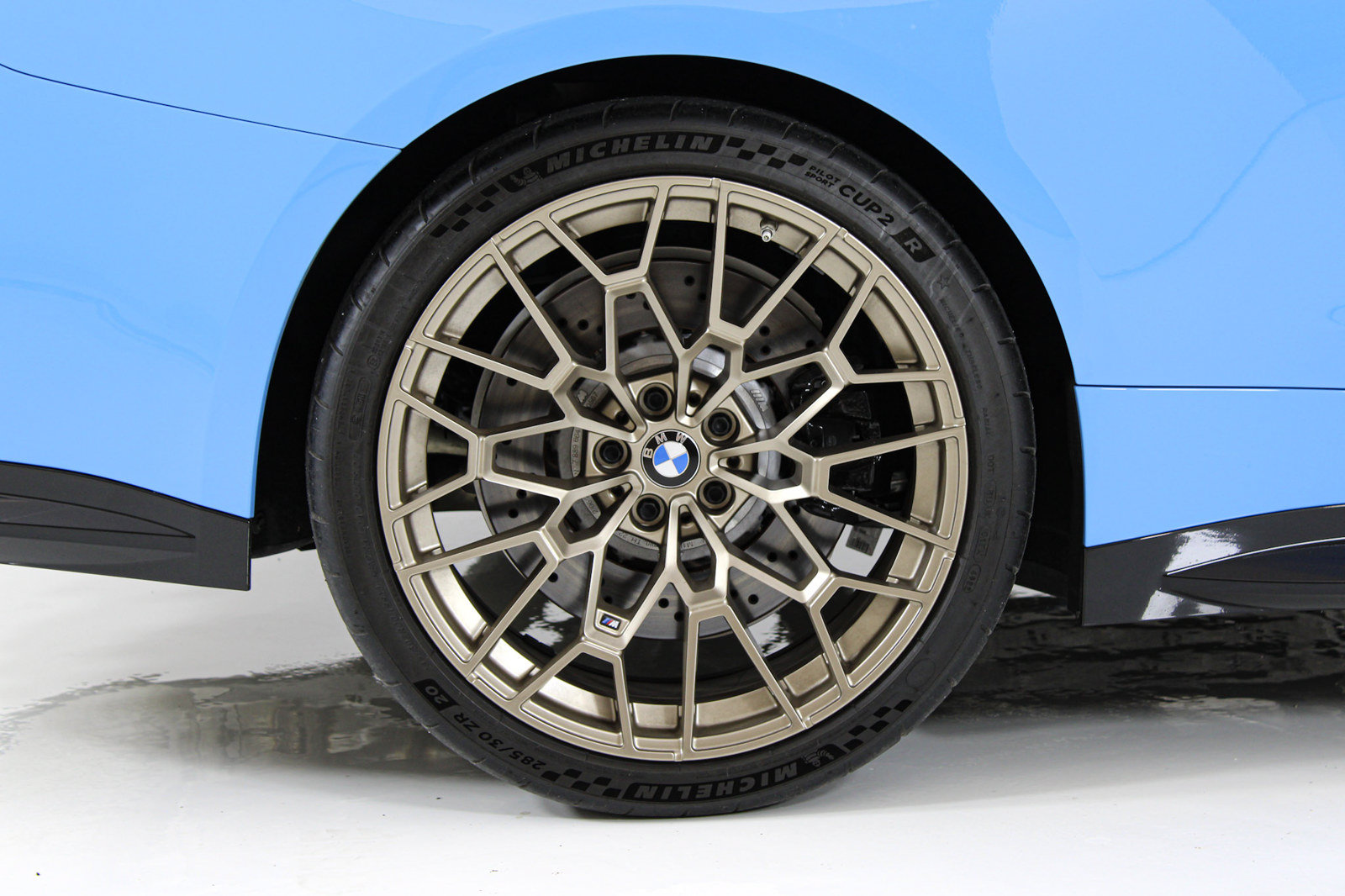 Used 2025 BMW M4 CS AWD/4WD image 19