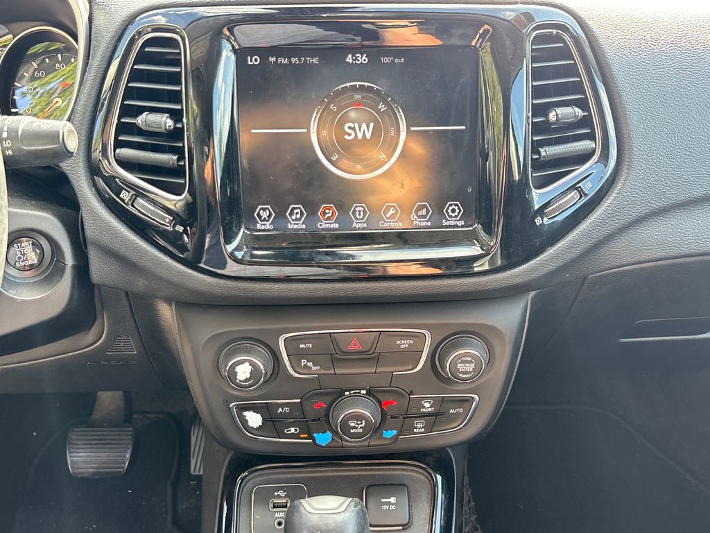 Used 2018 Jeep Compass Limited w/ Safe & Security Group FWD image 25