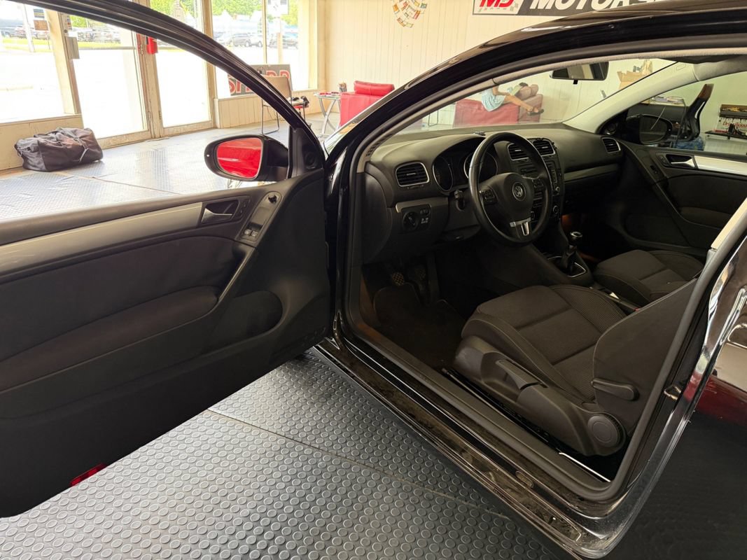 Used 2012 Volkswagen Golf TDI FWD image 12