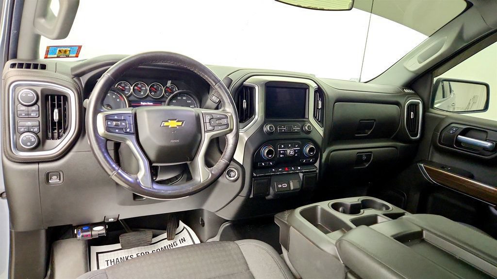 Used 2021 Chevrolet Silverado 1500 LT AWD/4WD image 12