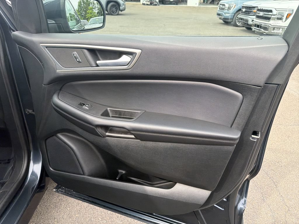 Used 2024 Ford Edge SEL w/ Convenience Package AWD/4WD image 14
