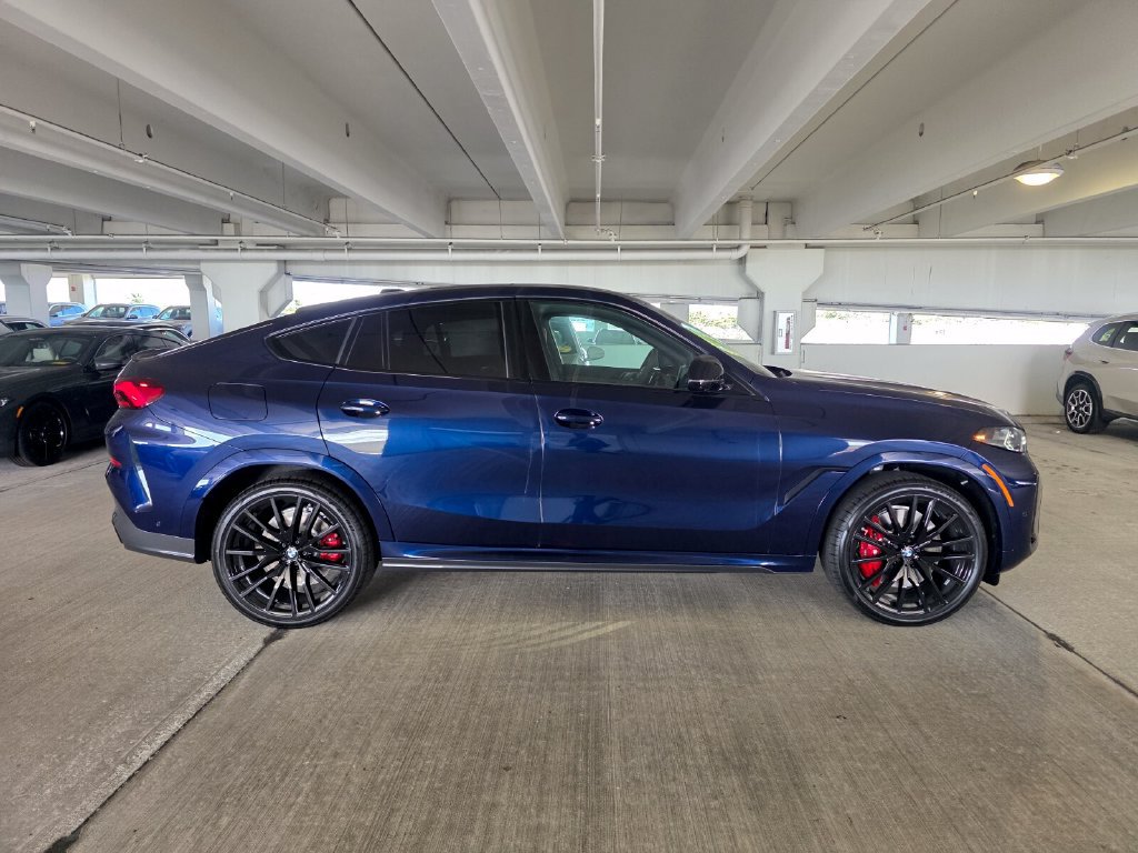 New 2027 BMW X6 M60i w/ Parking Assistance Package AWD/4WD image 3