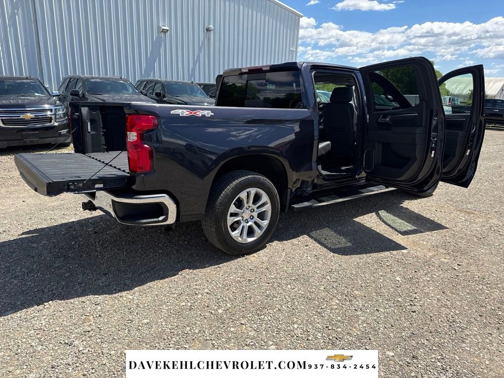 Used 2022 Chevrolet Silverado 1500 LTZ w/ LTZ Premium Package AWD/4WD image 35
