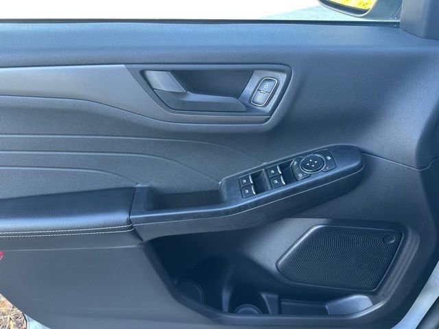 Used 2024 Ford Escape Active image 31