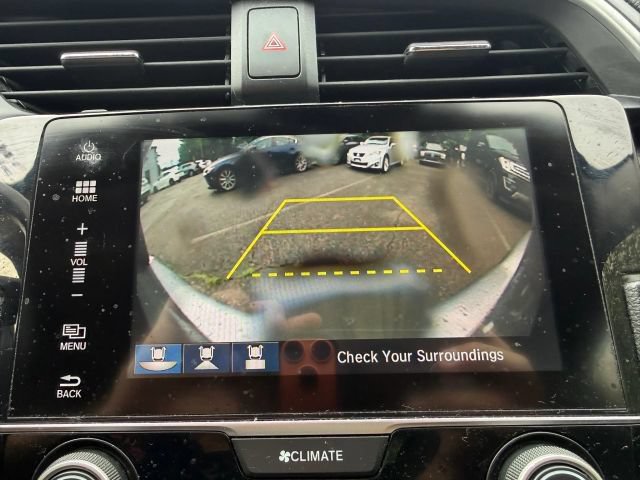 Used 2018 Honda Civic Touring image 16