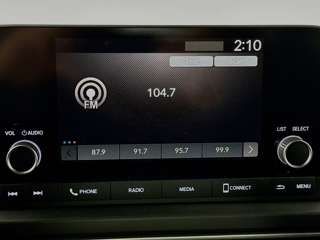 Certified 2023 Honda Pilot Sport image 12