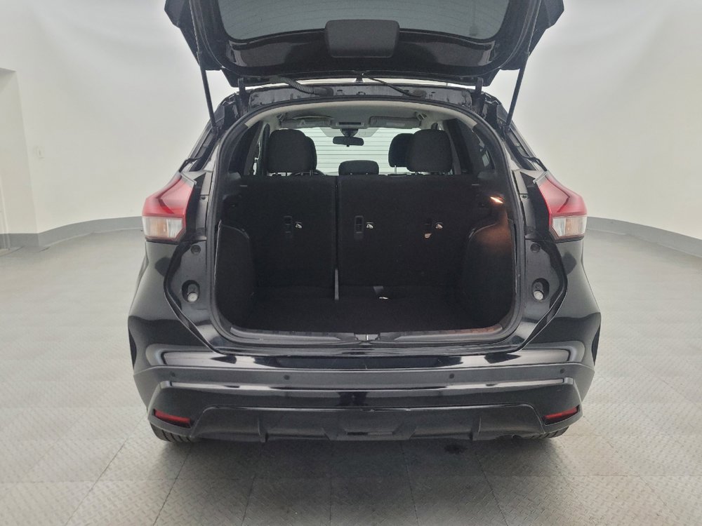 Used 2022 Nissan Kicks SV FWD image 29