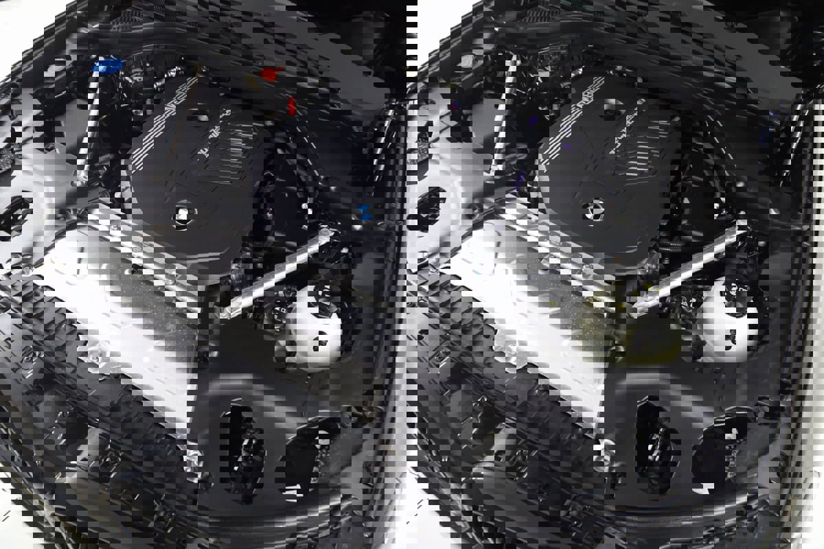 Used 2023 BMW X4 M40i w/ Premium Package image 22