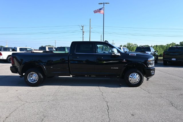 New 2026 RAM 3500 Longhorn AWD/4WD image 8