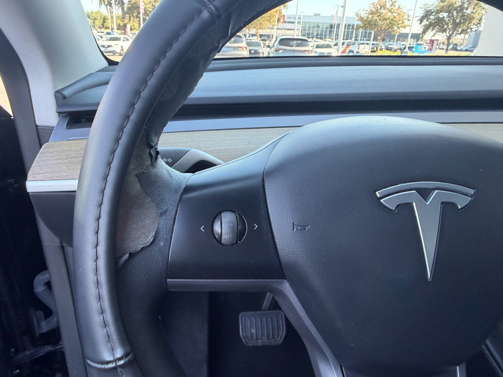 Used 2023 Tesla Model Y Long Range AWD/4WD image 15