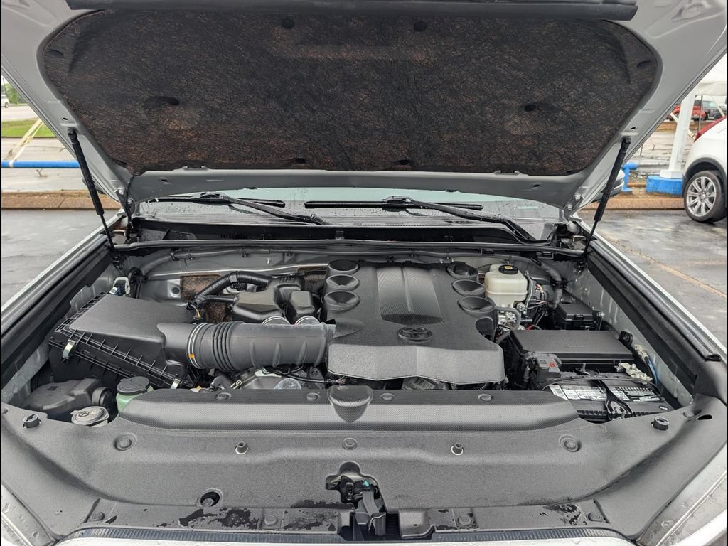 Used 2019 Toyota 4Runner SR5 RWD image 24