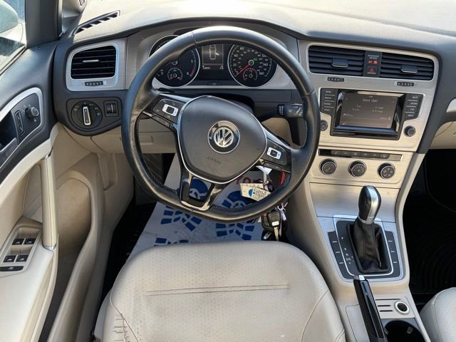 Used 2015 Volkswagen Golf TDI SE image 34