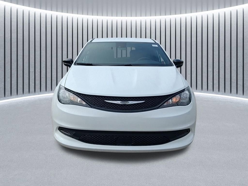 New 2026 Chrysler Voyager LX image 19