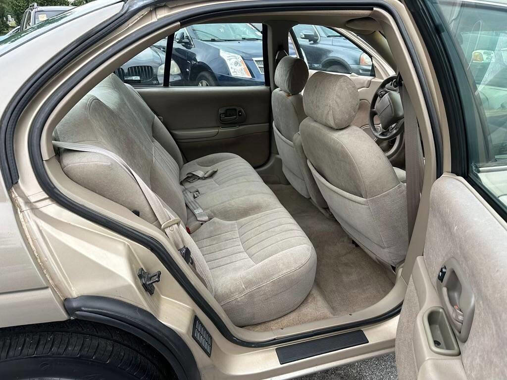 Used 1998 Chevrolet Lumina LS w/ Preferred Equipment Group 1 image 12