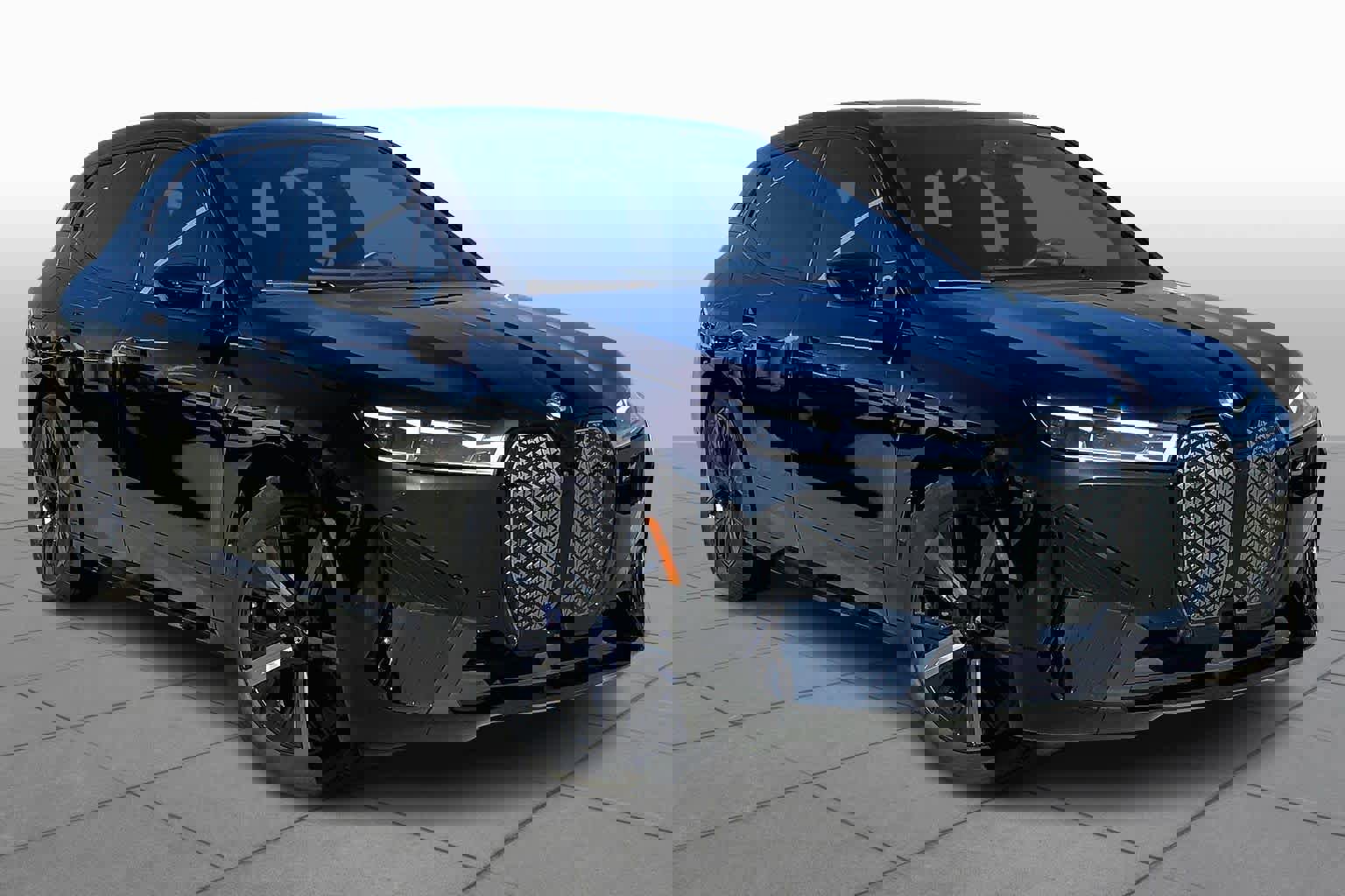 Used 2025 BMW iX M60 image 2