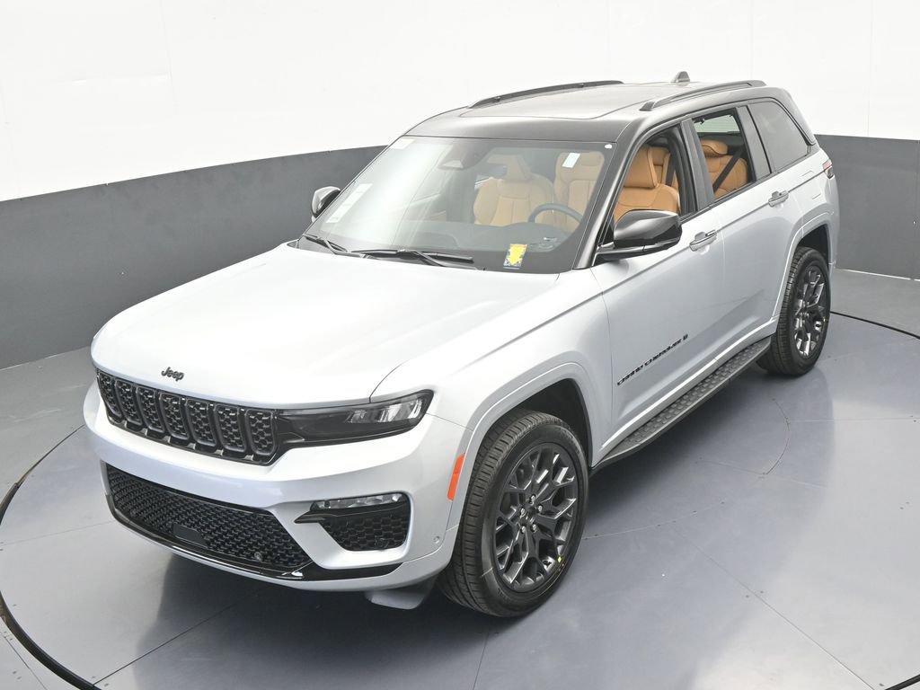 New 2025 Jeep Grand Cherokee Summit image 45