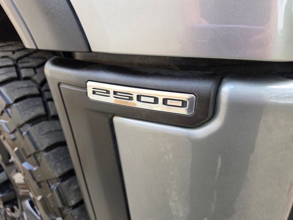 Used 2024 GMC Sierra 2500 AT4 w/ AT4 Preferred Package image 27