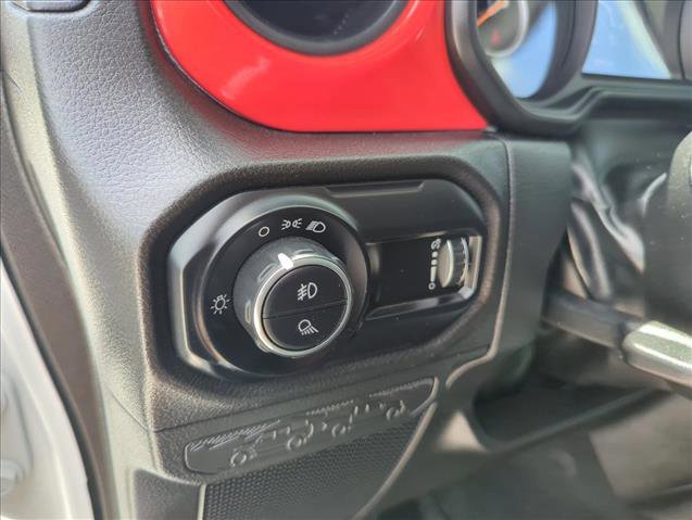 Used 2025 Jeep Gladiator Sport image 30