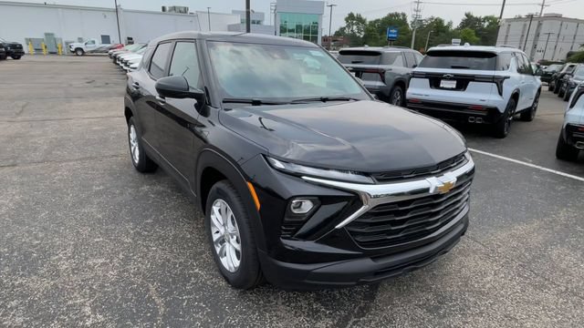 New 2026 Chevrolet TrailBlazer LS w/ LS Convenience Package FWD image 4