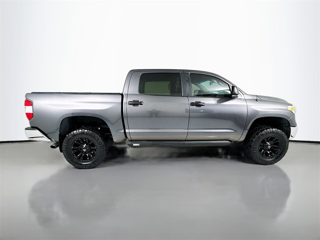 Used 2017 Toyota Tundra SR5 image 9