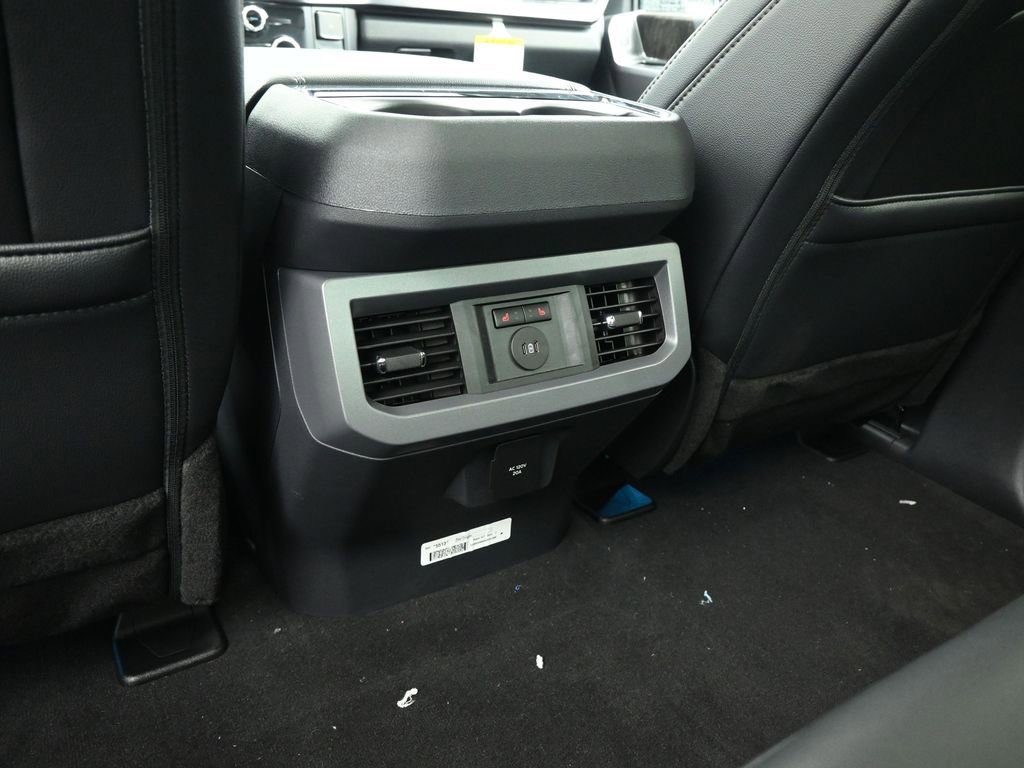 New 2025 Ford F250 Lariat w/ Lariat Ultimate Package image 21