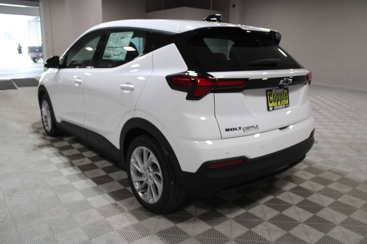 New 2027 Chevrolet Bolt LT w/ Comfort Package FWD image 9