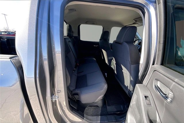 New 2026 Nissan Frontier SV image 9