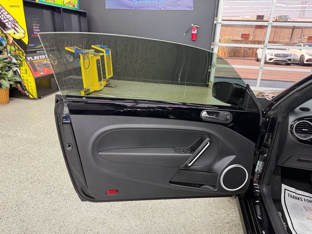 Used 2019 Volkswagen Beetle 2.0T S FWD image 15